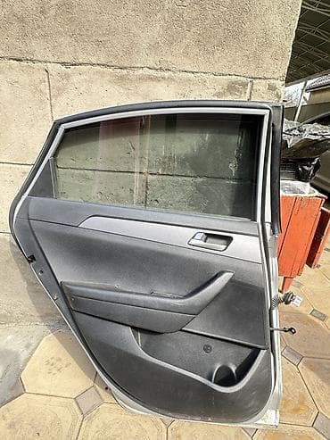 sonata: Дверь Задняя правая Hyundai — 1