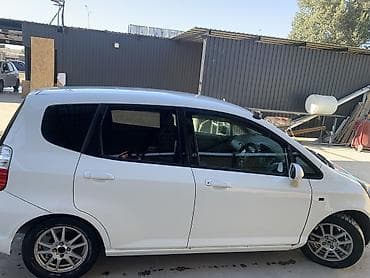 Honda Fit: 2003 г., Вариатор, Бензин — 2