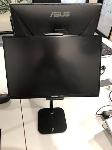 acer v3: Монитор, 15" - 16" — 1