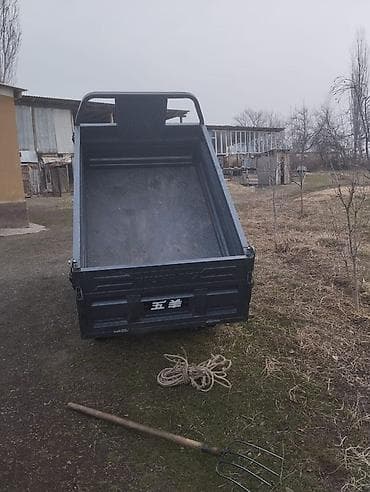 bmw 2004: Грузовой трёхколёсный мототранспорт с кабиной и самосвальным кузовом — 3