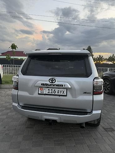 range rove: Toyota 4Runner: 2022 г., Внедорожник — 4