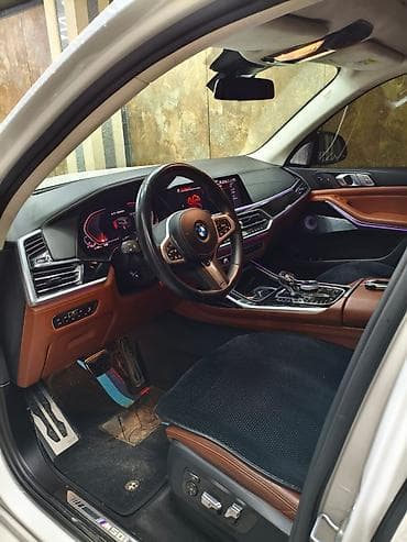 q 7: BMW X7: 2020 г., 4.4 л, Автомат, Бензин, Внедорожник — 9