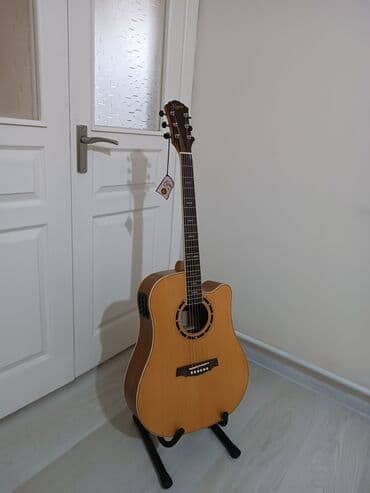 Срочно продается электро-акустическая гитара 41 размер в идеальном