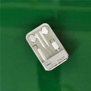 Новая спортивная игровая проводная гарнитура для мобильного at lalafo.kg Новая спортивная игровая проводная гарнитура для мобильного