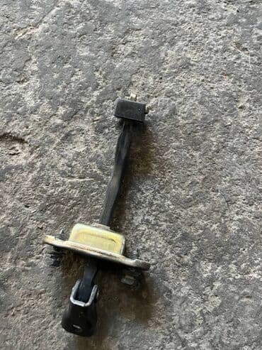 запчасти на митсубиси спейс стар в бишкеке: Mitsubishi Legnum ограничитель двери, Митсубиси Легнум дверной — 2