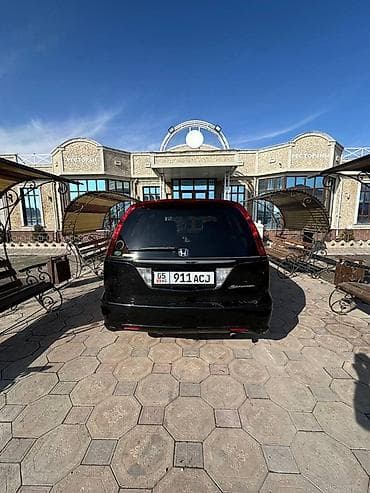 m5 e60: Honda Stream: 2005 г., 1.7 л, Автомат, Бензин, Минивэн — 5