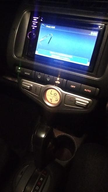 токмок кун чыгыш: Honda Fit: 2001 г., Автомат, Бензин, Хетчбек — 5