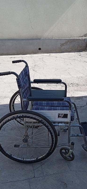 Инвалидные коляски: Инвалидная коляска с ручным приводом. - Тканевая спинка и сиденье с — 2