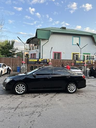 Продажа авто: Toyota Camry: 2012 г., 2.5 л, Автомат, Бензин, Седан — 2