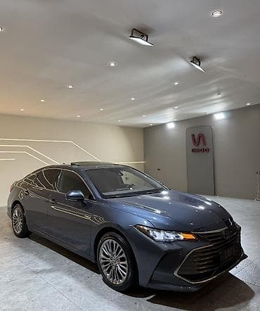 Продажа авто: Toyota Avalon: 2019 г., 2.5 л, Вариатор, Гибрид, Седан — 2