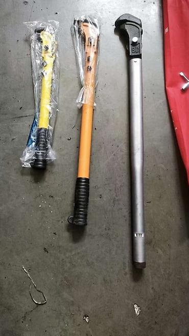 метал кругляк: Резьбонарезной станок для арматуры + комплект оснастки Описание: - — 1