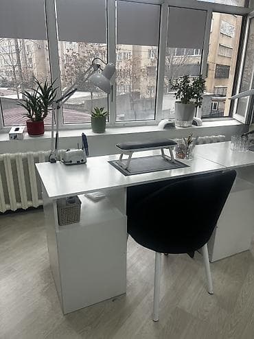 red magic 6: Сдаётся место (стол) для мастера маникюра. Уютный салон, хорошая — 2