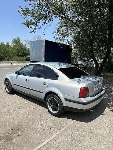 срочный: Volkswagen Passat: 2000 г., 1.8 л, Механика, Бензин, Седан — 3