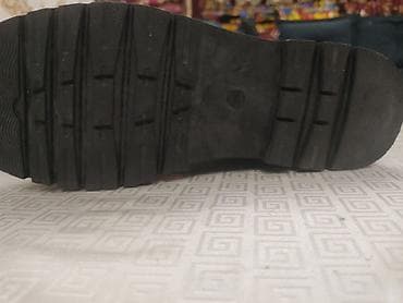 обув бу: Женские высокие ботинки - Цвет: черный - Модель: высокие шнурованные — 8