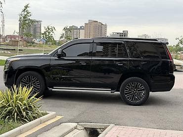 продаю кадиллак: Cadillac Escalade: 2019 г., 6.2 л, Автомат, Бензин, Внедорожник — 7