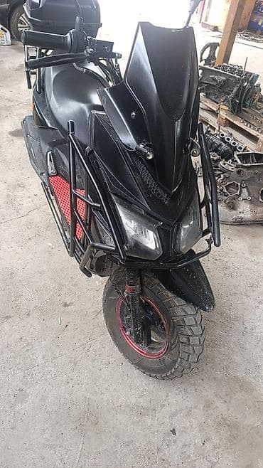 daihatsu boon: Скутер Manas (бензиновый) - Городской/туринговый скутер с агрессивным — 1