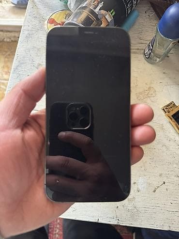 айфон se ош: IPhone 12 Pro, Графит, Кабель — 3