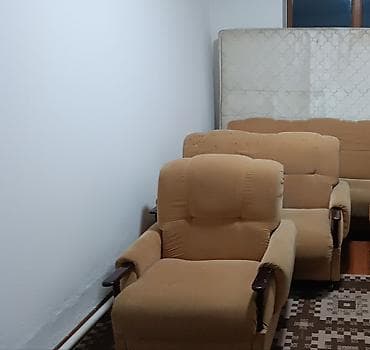 Срочно! Качественный мягкий уголок 2/1, заводской! Диванчик