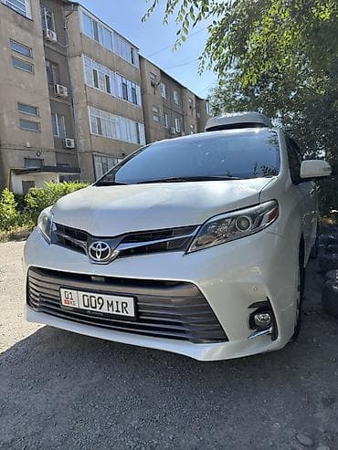 range over: Toyota Sienna: 2016 г., 3.5 л, Автомат, Бензин, Минивэн — 1
