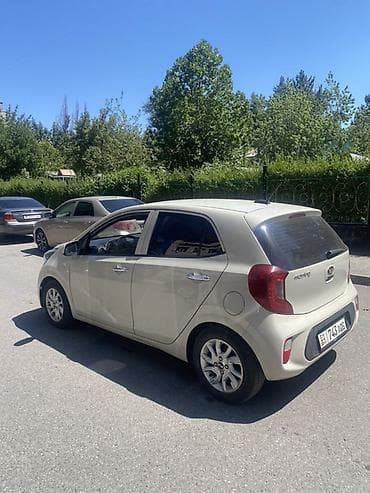 Продажа авто: Kia Morning: 2017 г., 1 л, Автомат, Газ, Хэтчбэк — 2