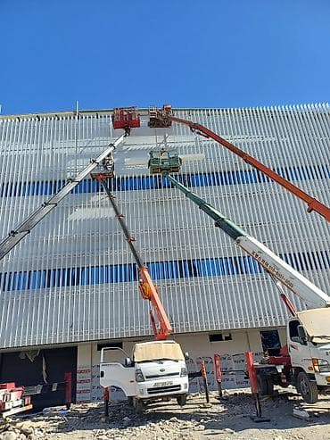 Услуги автовышки для высотных работ - Монтаж и демонтаж на высоте