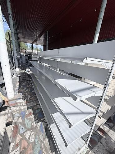 Торговые стеллажи для магазина - Металлические островные и пристенные