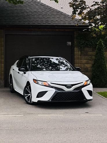 Toyota: Toyota Camry: 2018 г., 2.5 л, Автомат, Бензин, Седан — 3
