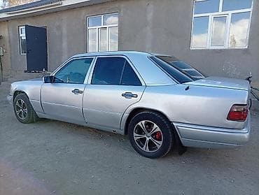 cl class: Mercedes-Benz W124: 1993 г., 2.2 л, Ручные, Бензин, Седан — 3