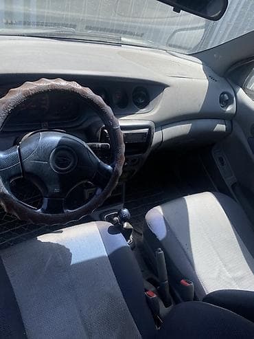 дайхацу юрв: Daihatsu YRV: 2002 г., 1.3 л, Механика, Бензин, Хэтчбэк — 4