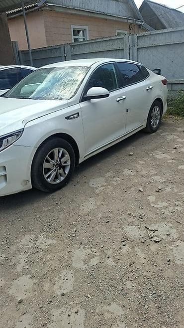 Продажа авто: Kia K5: 2018 г., 2 л, Газ, Седан — 2