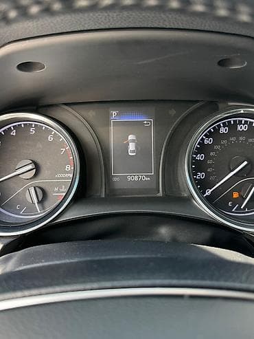 chevrolet comaro: Toyota Camry: 2019 г., 2.5 л, Автомат, Бензин, Седан — 9