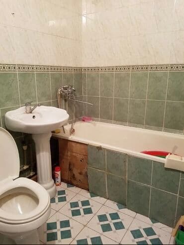 меняю с моей доплатой: 1 комната, 34 м², 105 серия, 7 этаж, Старый ремонт — 6