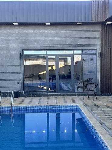 Окна и комплектующие: Алюминиевое окно на заказ, Тип окна: Витражные, Мансардные, Панорамные, Декоративные особенности: Другие особенности, Бесплатная установка, Без рассрочки — 10