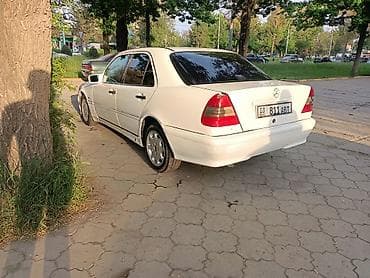 Унаа сатуу: Mercedes-Benz C-Class: 1997 г., 1.8 л, Кол менен иштөөчү, Бензин, Седан — 4