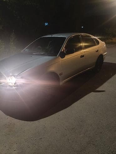 авто купить в киргизии: Toyota Avensis: 2003 г., 1.8 л, Хэтчбэк — 5
