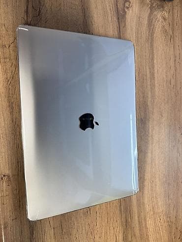 macbook 11: Apple MacBook Pro, серебристый цвет. Компактный алюминиевый корпус — 8