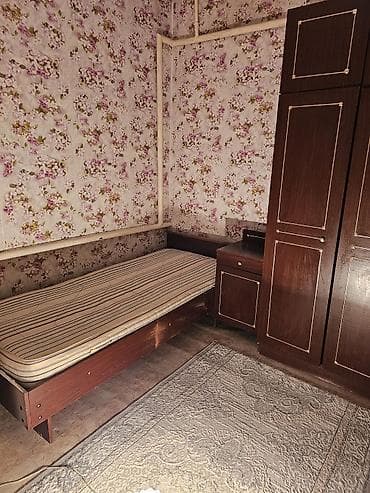 бескаркасный мебель: Спальный гарнитур, Б/у, Шкаф, ДСП, Самовывоз, цвет - Коричневый — 2