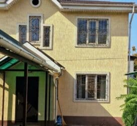 дом в центре сокулук: Дом, 220 м², 6 комнат, Собственник, Дизайнерский ремонт — 1