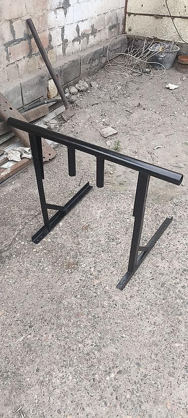 Инструменты: Настенный металлический турник (чёрный) высокого качества, 85см — 2