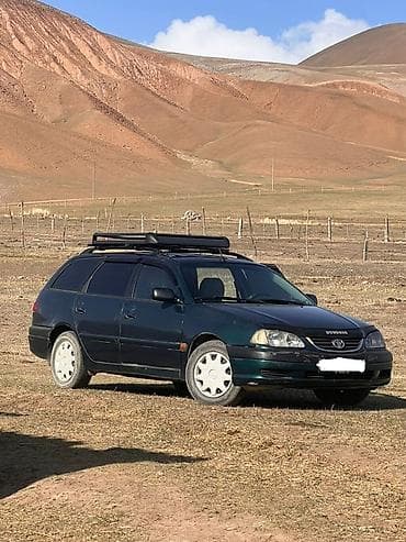 Toyota Avensis: 2000 г., 1.8 л, Механика, Бензин, Универсал — 2