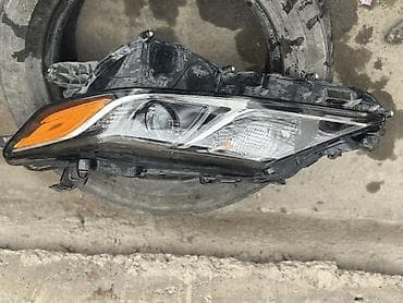 вента фары: Передняя левая фара Toyota — 4