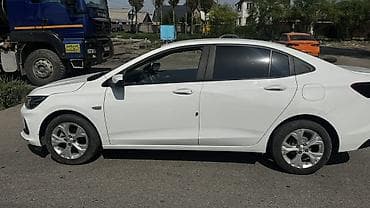 chevrole: Chevrolet Onix: 2020 г., 1 л, Автомат, Бензин, Седан — 4