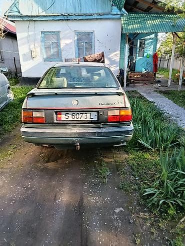 pass: Volkswagen Passat: 1989 г., 1.8 л, Механика, Бензин, Лифтбек — 2
