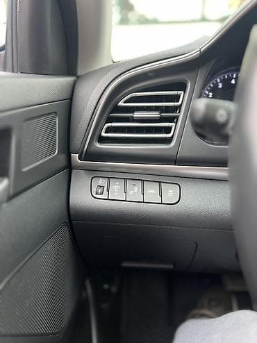 kia rio 2013: Hyundai Elantra: 2019 г., 1.6 л, Автомат, Бензин, Седан — 9