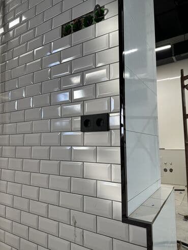 продать банки: Услуги профессиональной укладки плитки и керамогранита - Плиточные — 1