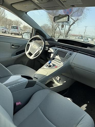 mini itx: Toyota Prius: 2012 г., 1.8 л, Автомат, Гибрид, Лифтбек — 3