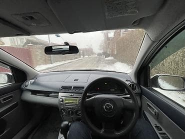лейсан машина: Mazda Demio: 2003 г., 1.3 л, Автомат, Бензин, Хэтчбэк — 6