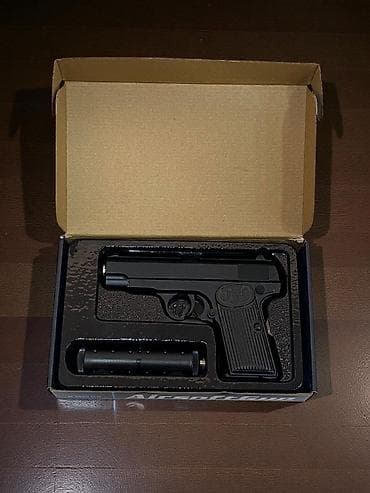 Автокреслолор: 🔫 Металлический игрушечный истолет Airsoftgun K17 с пульками 6 мм — 2