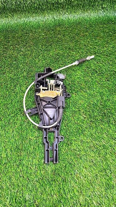 Блок ручки е90 передний правый Состояние отличное В отличном