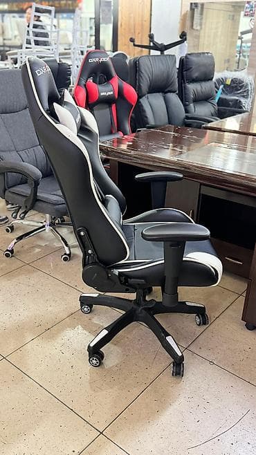 Другая мебель: Игрово е кресло DXrace Очень качественное и многофункциональный — 4